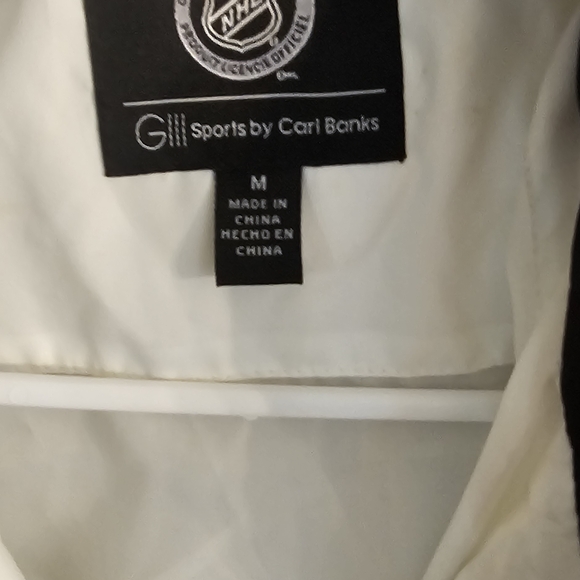 NHL Flyers White Puffer Jacket - Picture 2 of 3